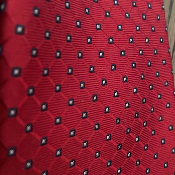 Nautica red tie with blue and white dots - Picture 5 of 5